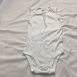 *last chance* (Like New) Carter’s White Tank Onesie